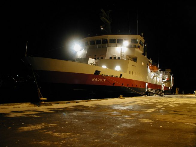 Die s�dgehende MS Narvik in Vard�