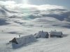 Eingschneite H�user in der Hardangervidda